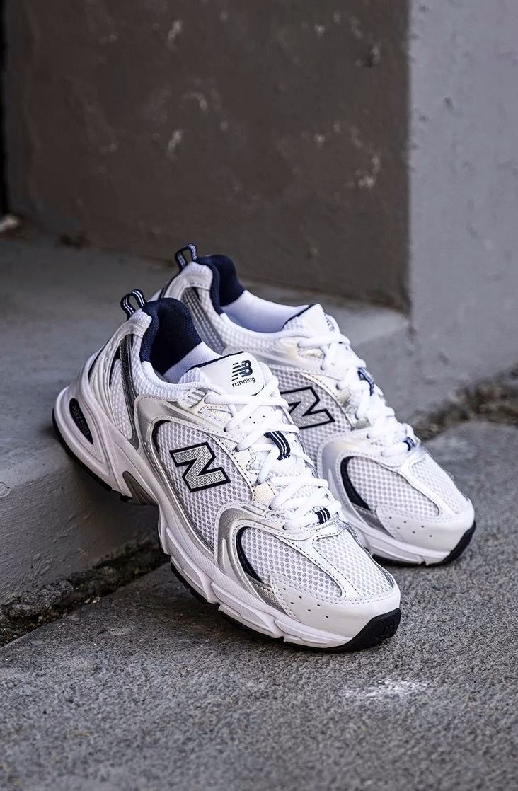 New Balance 530 — Retro Running & Streetwear Essential